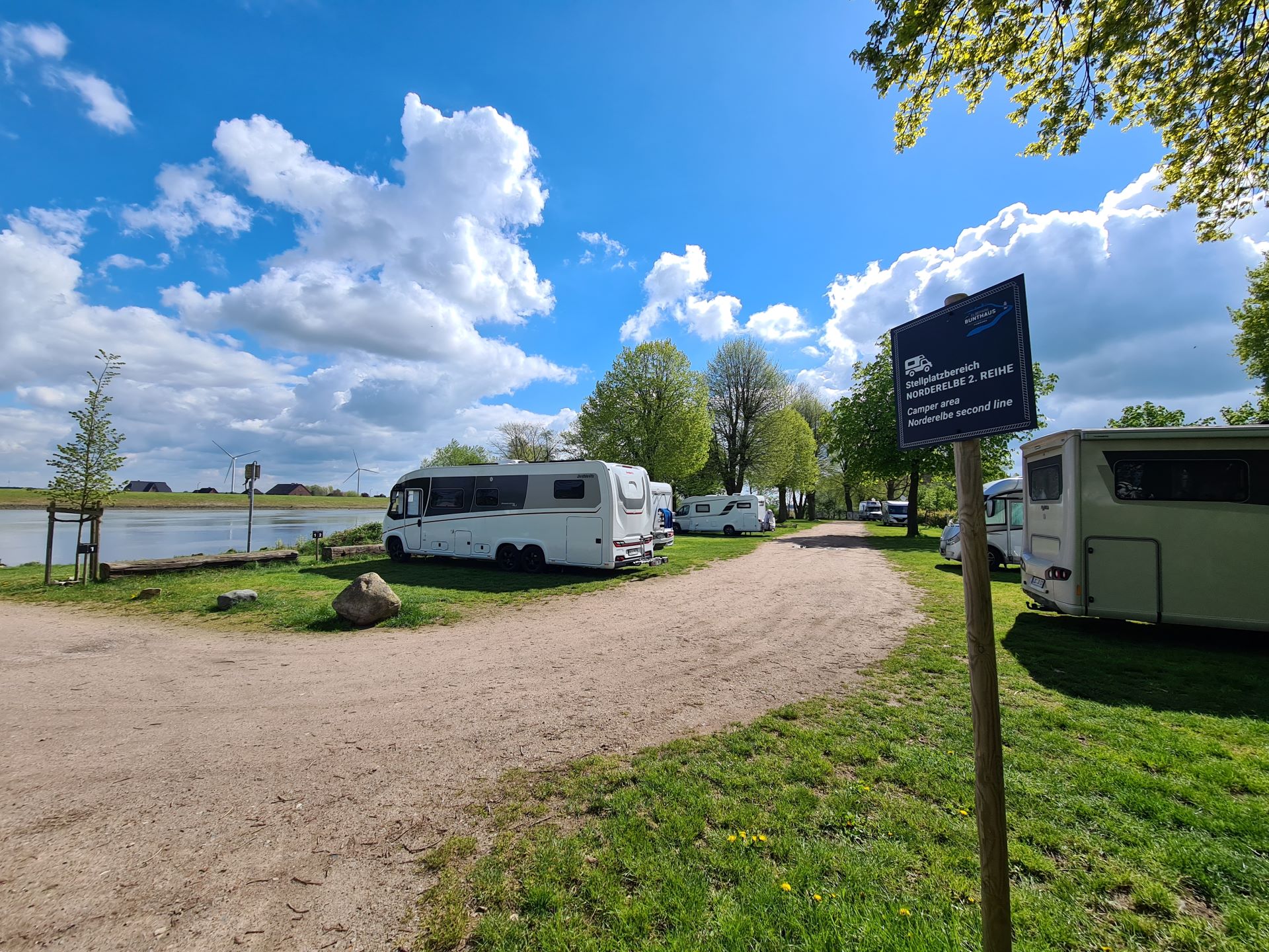 Stellplatz Wohnmobil Boote Wohnwagen selling - Hamburg-Wandsbek